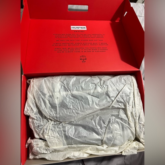 Hunter Original Rain boots / W REF SLIM FIT TALL CONTRAST
NAVY and WHITE(NWI). - Picture 2 of 8